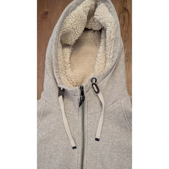 1 Madison Expedition Size L Faux Fur Lined  Hood Sweater Cozy Jacket Winter Snow - Picture 3 of 9